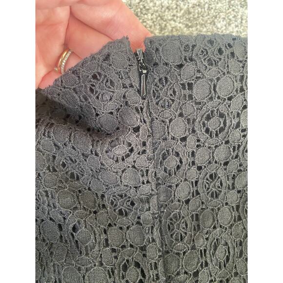 Brooks Brothers Dress Womens Size 4 Black Shift Eyelet Lace Office Career Church - Picture 12 of 13